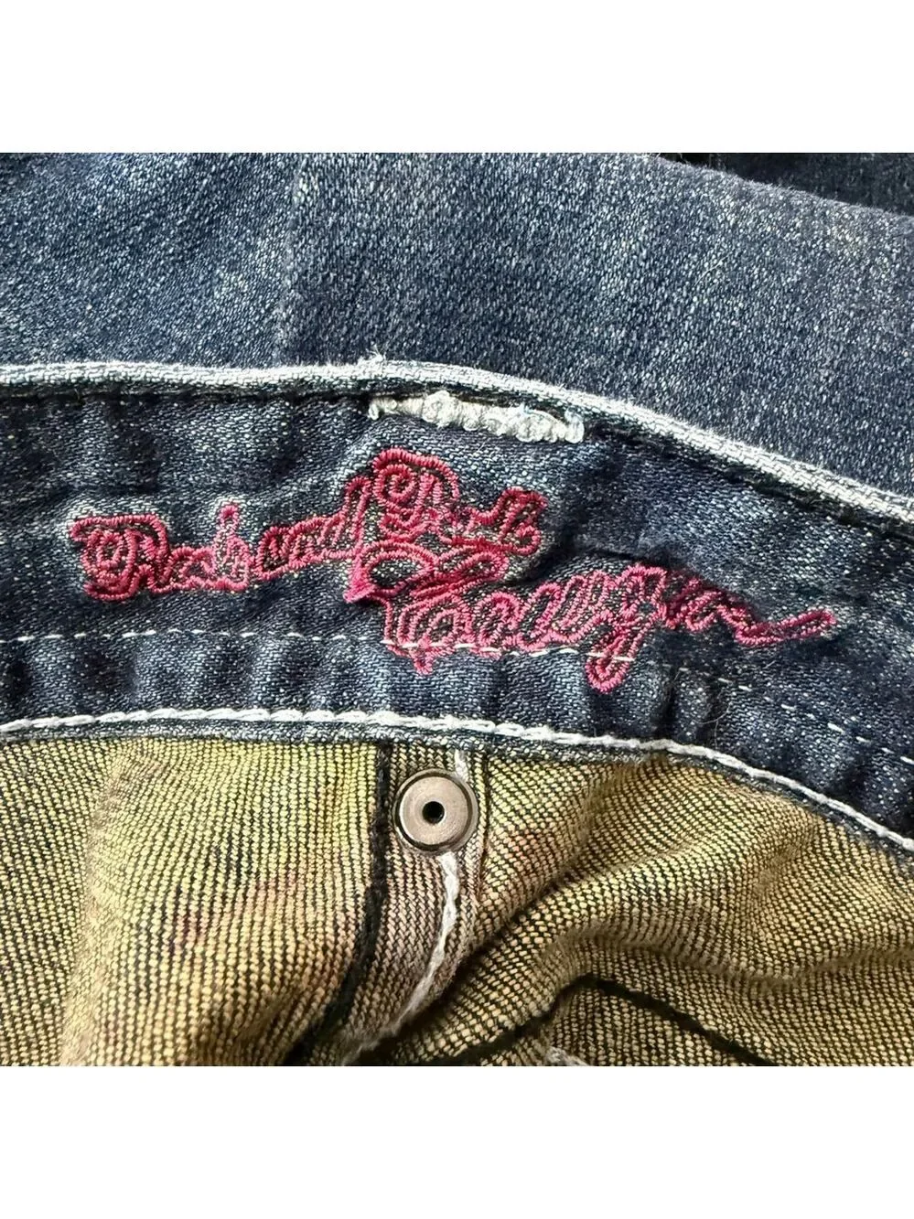 Rock & Roll Cowgirl Low Rise Bootcut Jeans Sequin‎ Pistols Size 30x34